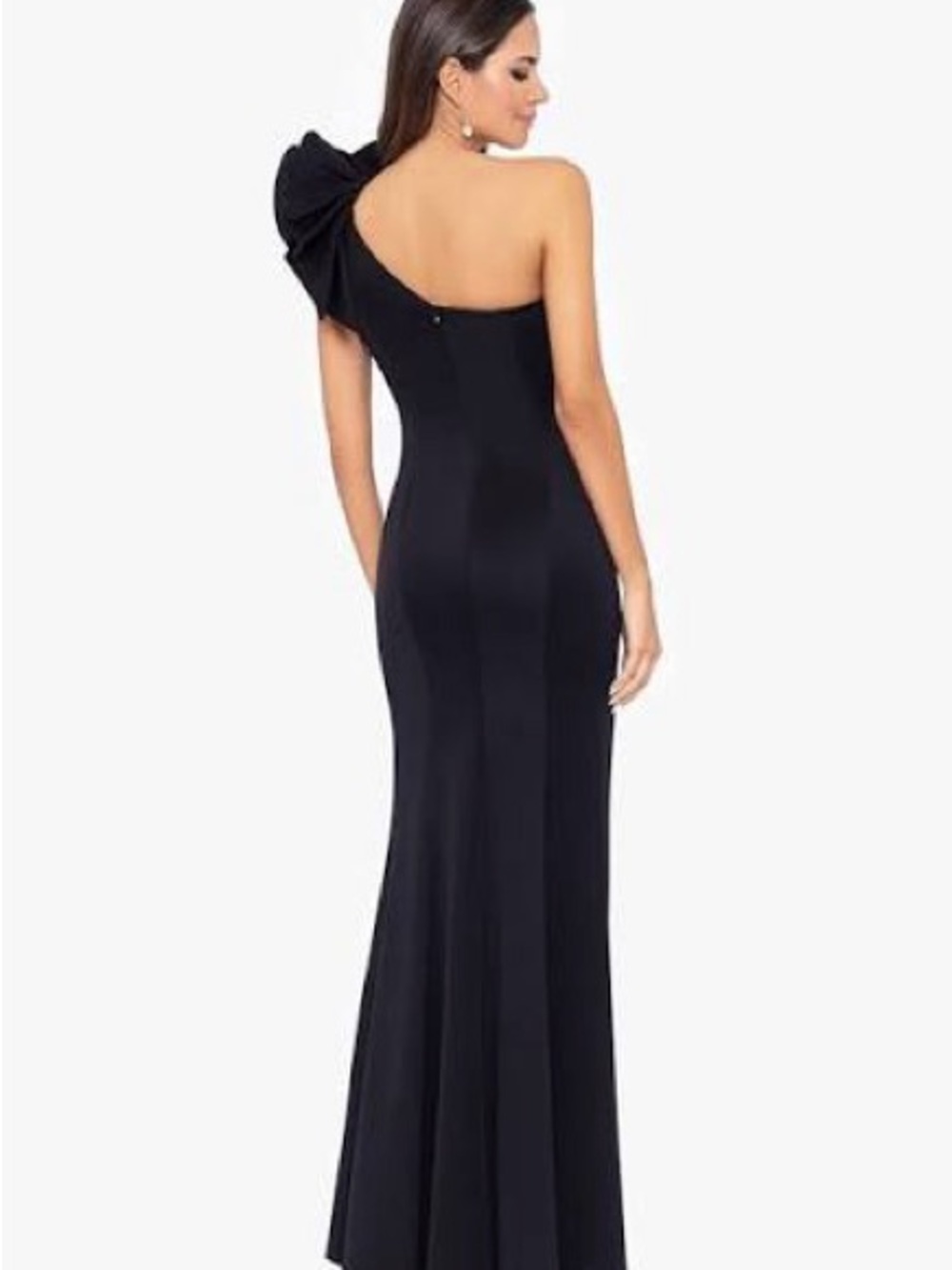 One Shoulder Glamorous Gown